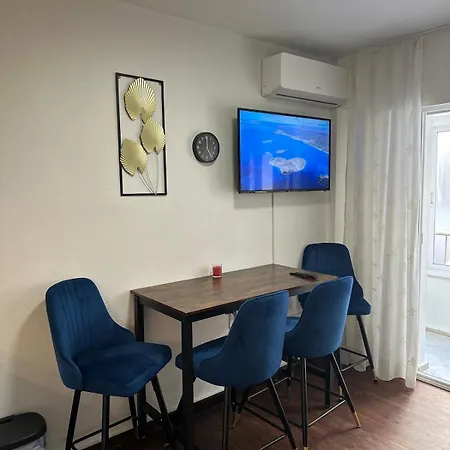 Apartment Cozy One Bedroom